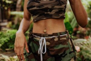 piercing no umbigo pequeno